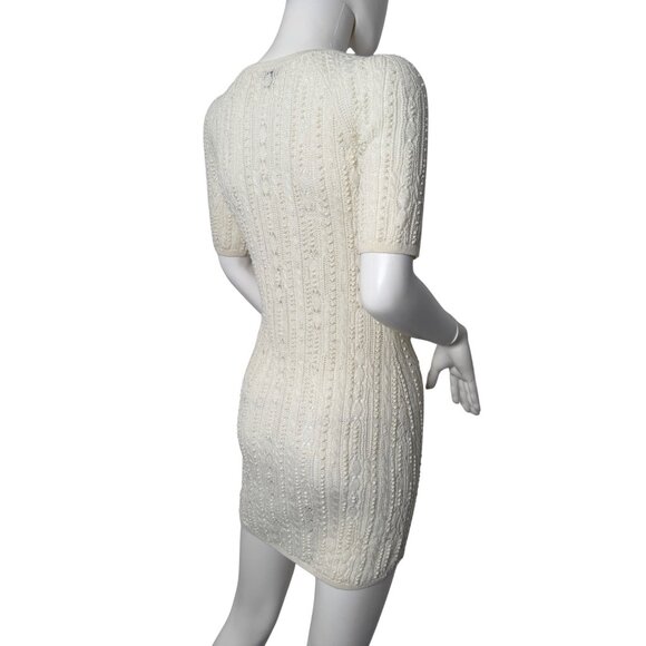 Chanel Dress Size 36 White Cashmere CC Knit Crochet Dress - Picture 5 of 16